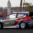 Hirvonen gagne la première spéciale du rallye du Portugal, une super spéciale tracée dans les rues de la Lisbonne. Pour Ostberg, grosse erreur, sa Fiesta heurte un bloc, puis une...